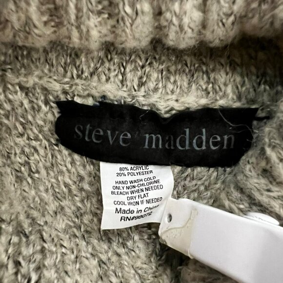 Steve Madden Women’s Poncho Sweater Turtleneck Knit One Size Fits All - Picture 8 of 8